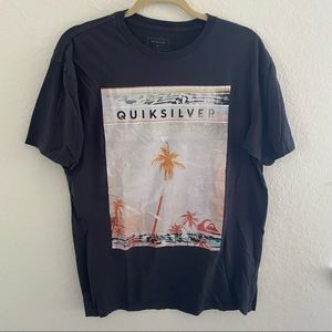 Quicksilver Size Large Navy Tee